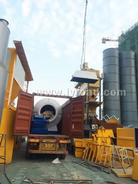 El cliente Marruecos ha comprador una planta de asfalto LB3000