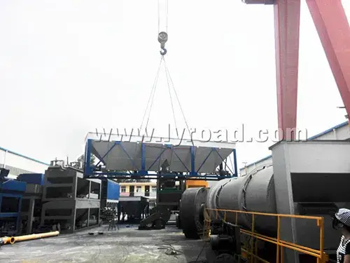 El cliente de Tailandia ha comprado más una planta de asfalto LB1500