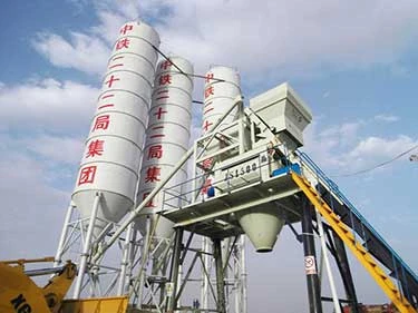 Planta dosificadora de hormigón con elevación de tolva HZS75