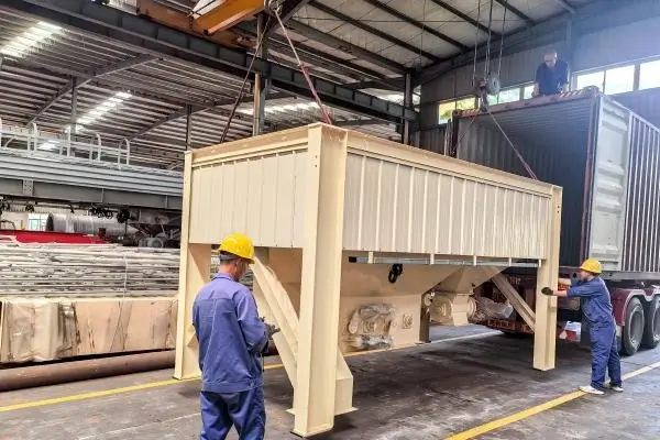 Cold feeders being secured for shipment to Yemen