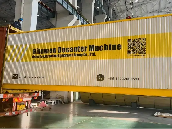 LTG-8 bitumen decanter being loaded for shipment