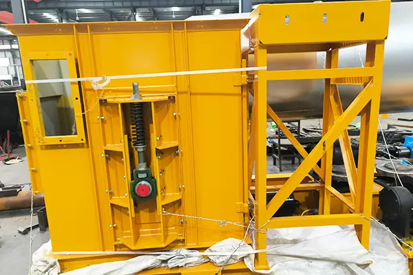 Bottom of Aggregate Elevator Ready to Ship to Libya