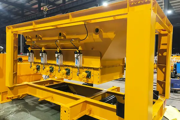 YLB1500 Hot Storage Bin Overseas Transported to Libya