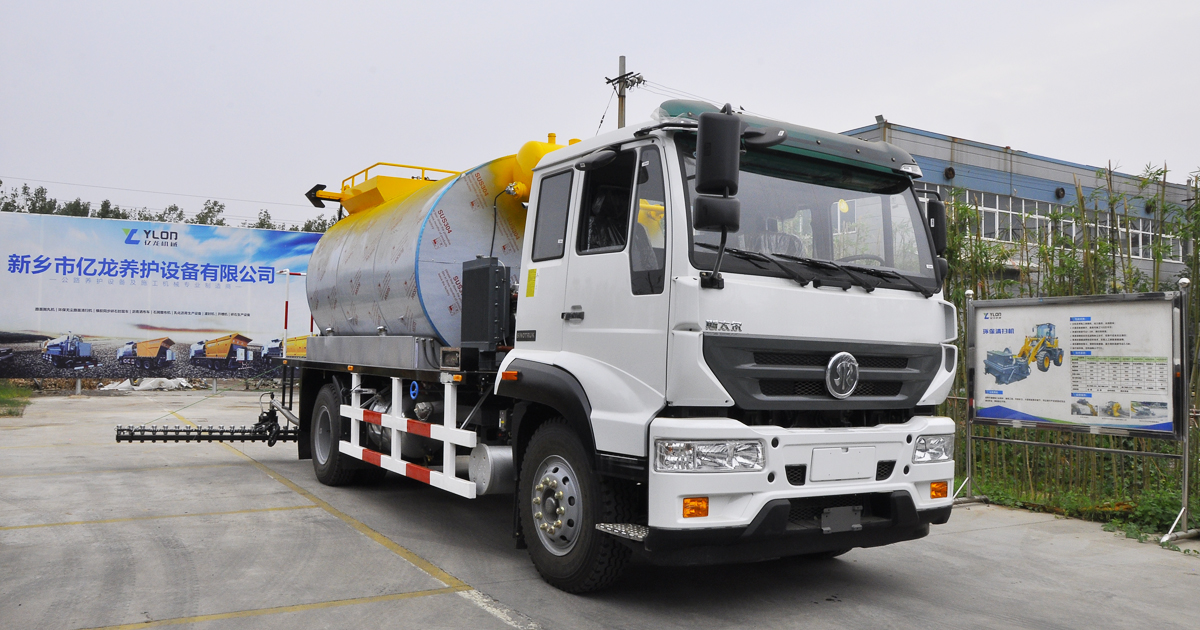 Asphalt Distributor Trucks For Sale, Asphalt Sprayer Price List