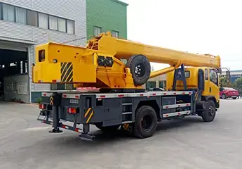 crane truck AQT-16
