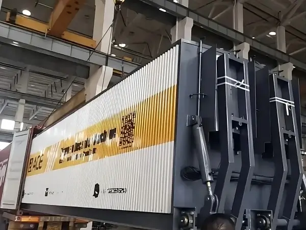 Smart temperature control system of bitumen melting machine