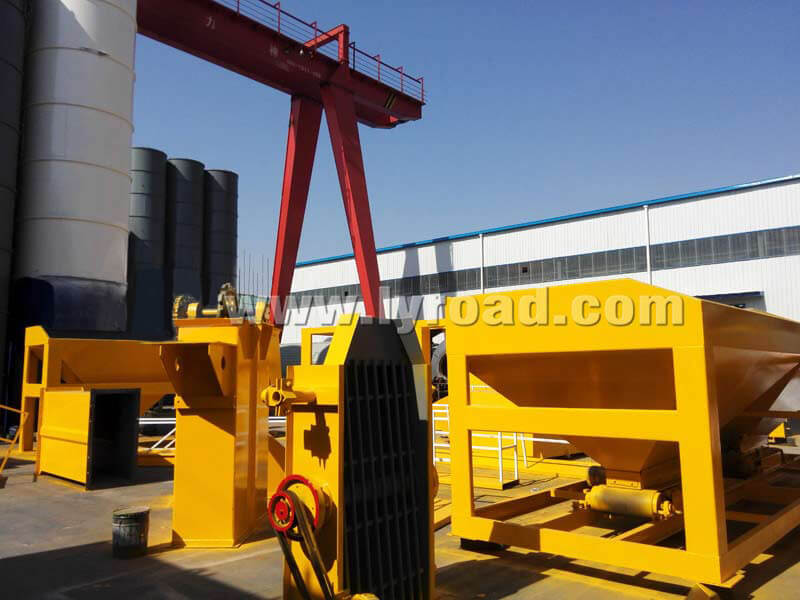 Sichuan Client Bought LB1500 Asphalt Plant from Us