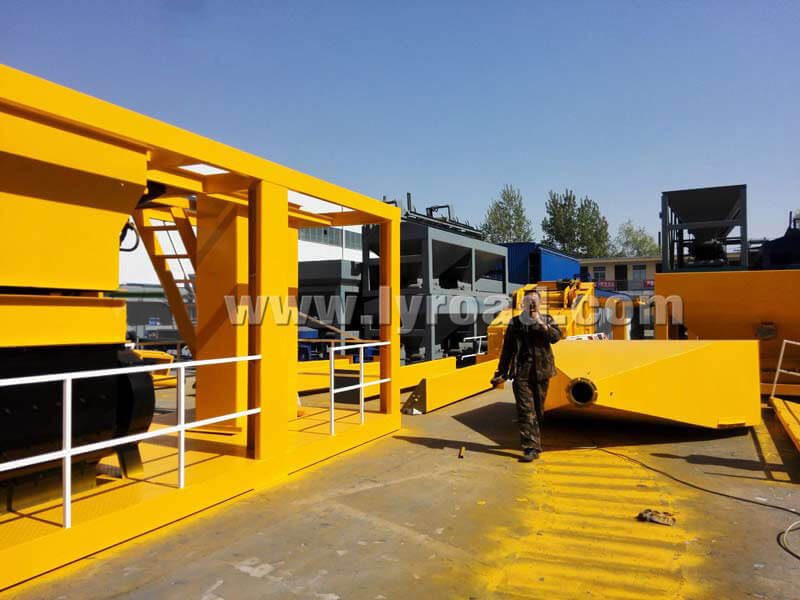 Sichuan Client Bought LB1500 Asphalt Plant from Us