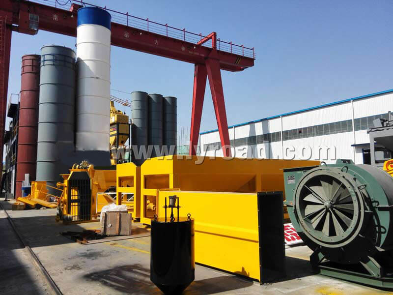 Sichuan Client Bought LB1500 Asphalt Plant from Us