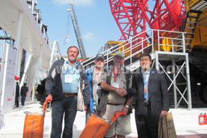 Customers Visit Us at Bauma China 2012