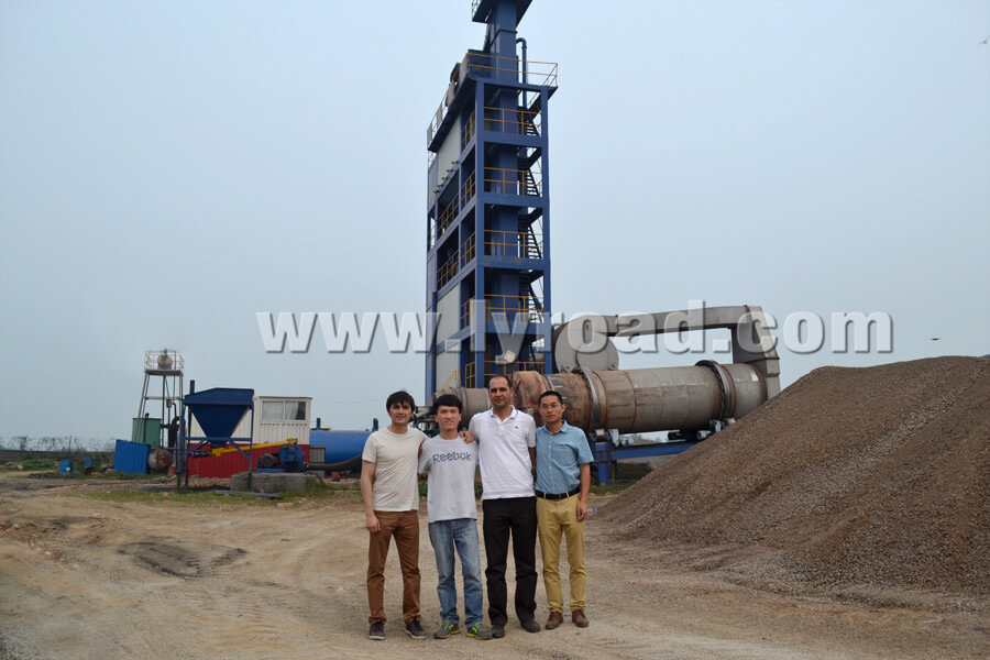 Turkmenistan customer visit our asphalt mixing plant and concrete batching plant