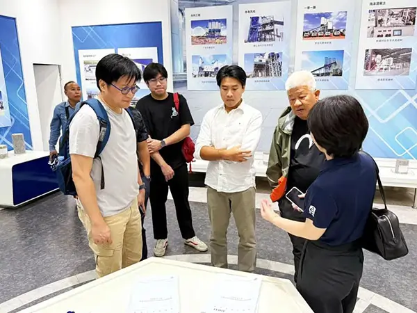 Kyrgyzstan delegation visiting ACE Group's workshop