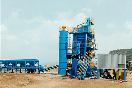  YLB series mobile asphalt mixing equipment manufactured by Liaoyuan Machinery