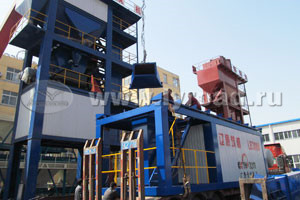 Customer visit our asphalt plant factory